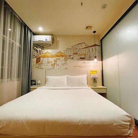 Emi Hotel Guangzhou International Convention And Exhibition Center Guangzhou Tower Branch מראה חיצוני תמונה